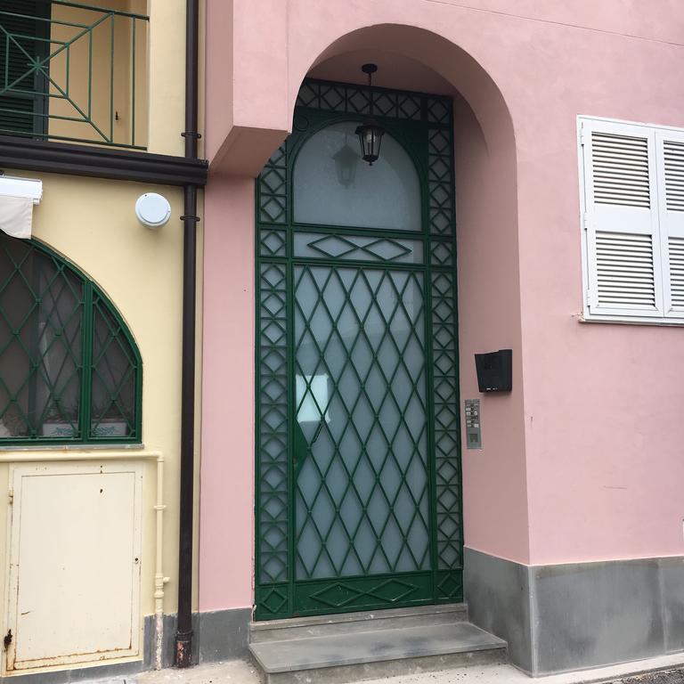 Gaeta Roof Gardenアパートメント エクステリア 写真